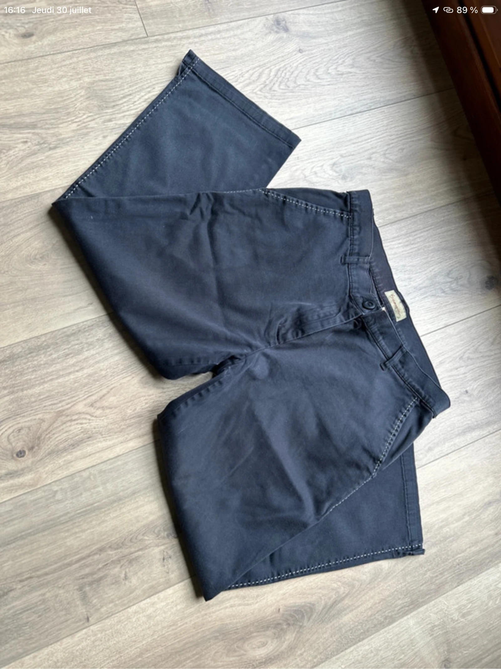 Pantalón corto negro con costura blanca Scenic💕 – photo 8